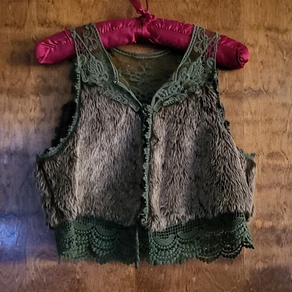 Shaggy fur embroidered top L - Picture 6 of 13